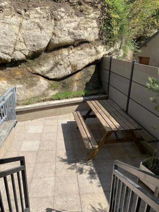 Appartement 4 Personnes, 1 Chambre, Terrasse, Wifi, Proche Du Centre Ла Бурбул Екстериор снимка